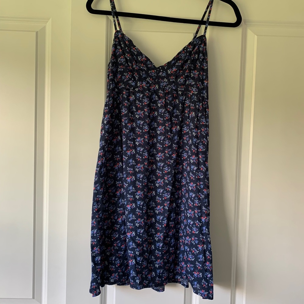 Juniors dress size medium